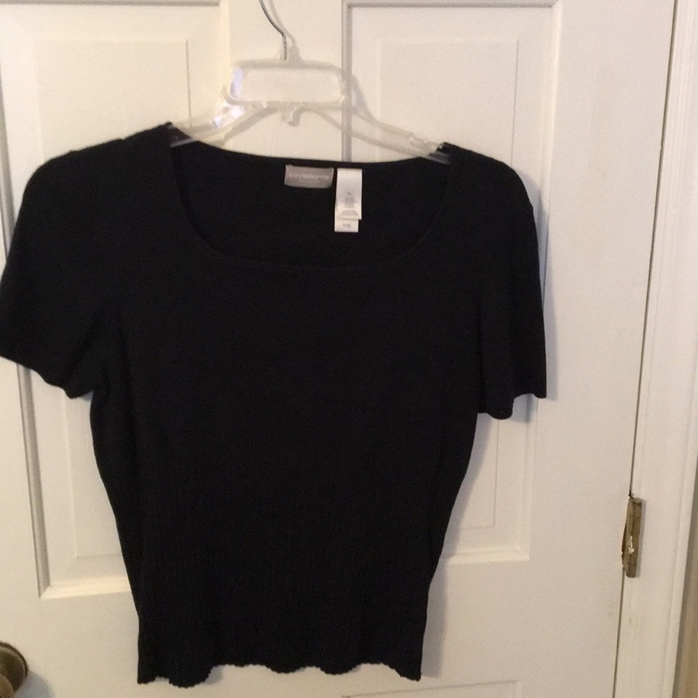 🔥Liz Claiborne XL silk short sleeved shirt